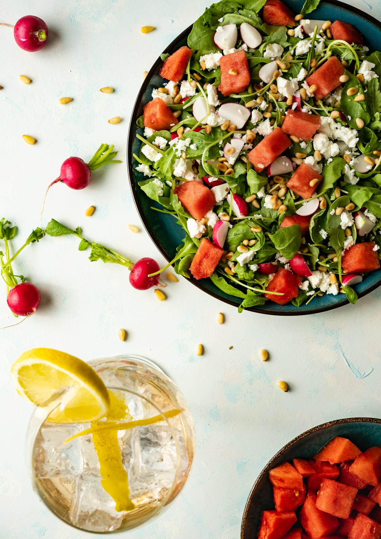 Zomerse salade van watermeloen, feta en koriander